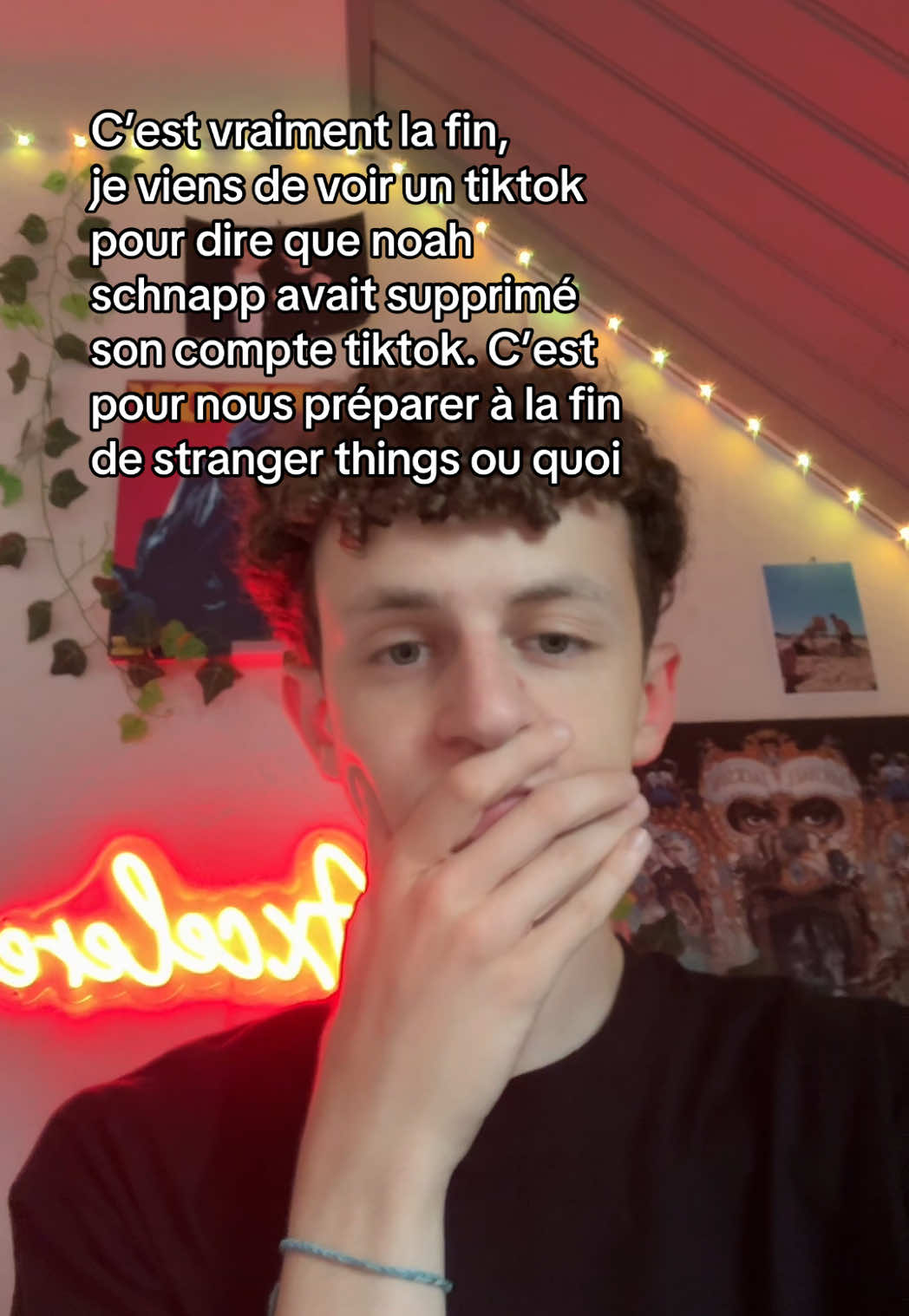 il a rien dit, pas juste ! id : @Rose and Chill #strangerthings #noahschnapp #pourtoi #fyp  