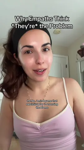 They hurt you. Then made you apologize for bleeding. 🥺 #traumabond #narctok #narcissist #redflags 