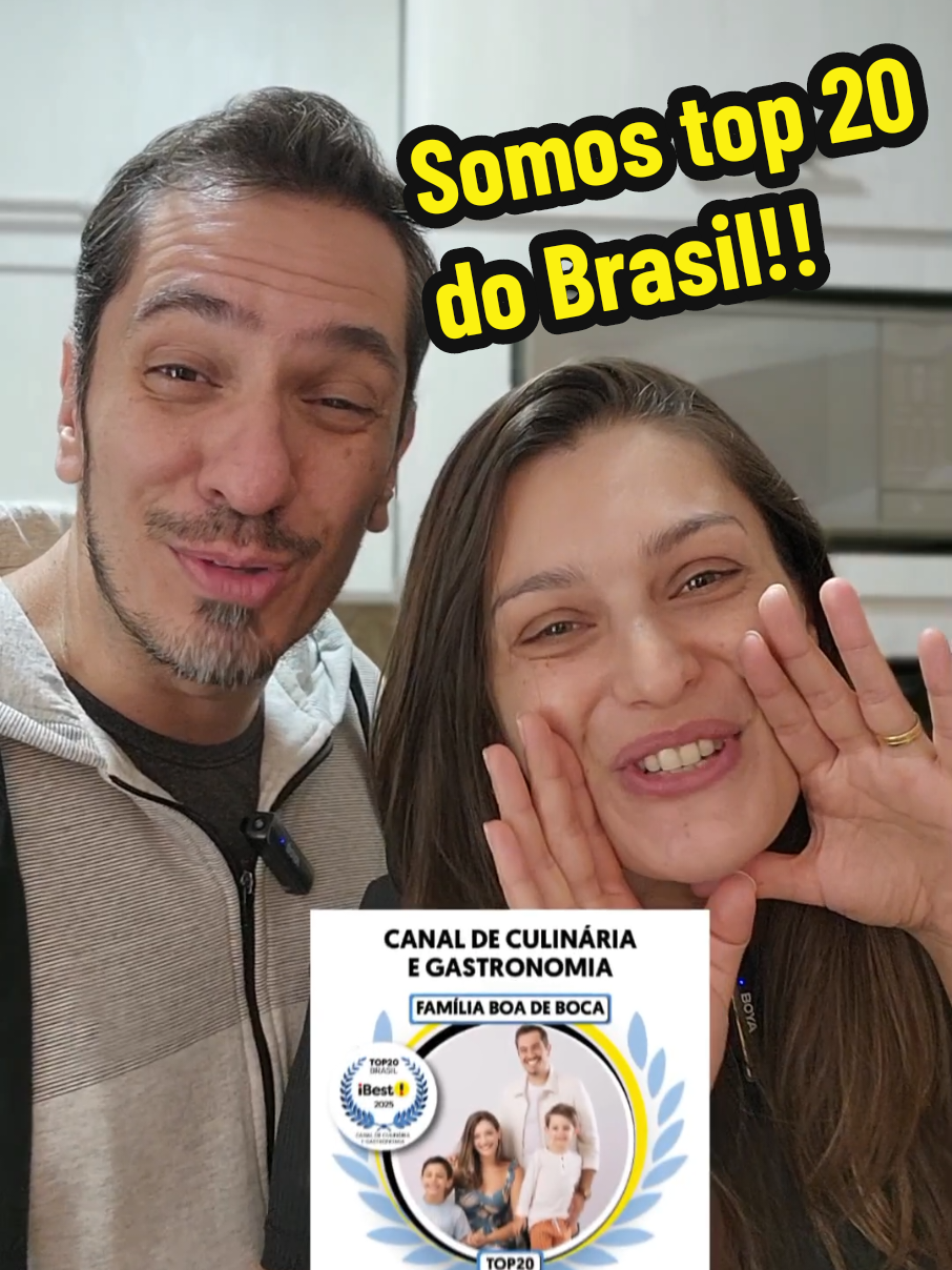 Olha onde vocês nos levaram 😱 Ainda estamos anestesiados!!!  Estamos entre os top 20 do prêmio iBest 2025! 🎉 Esse é o fruto de muito amor, muita dedicação e principalmente MUITO RESPEITO!  Com nossas receitas simples, e ingredientes simples do dia a dia, estamos aqui pra provar que podemos sim fazer coisas incríveis sem gastar rios de dinheiro e nem encher a pia de louça suja 😁 Se é receita do Família boa de boca, dá certo!  Agora vamos subir nossa #familianoibesttop10 nos comentários e bora pra cima desse top 10!!!!  Obrigado seguidores!!! Esse mérito é todo de vocês ❤️