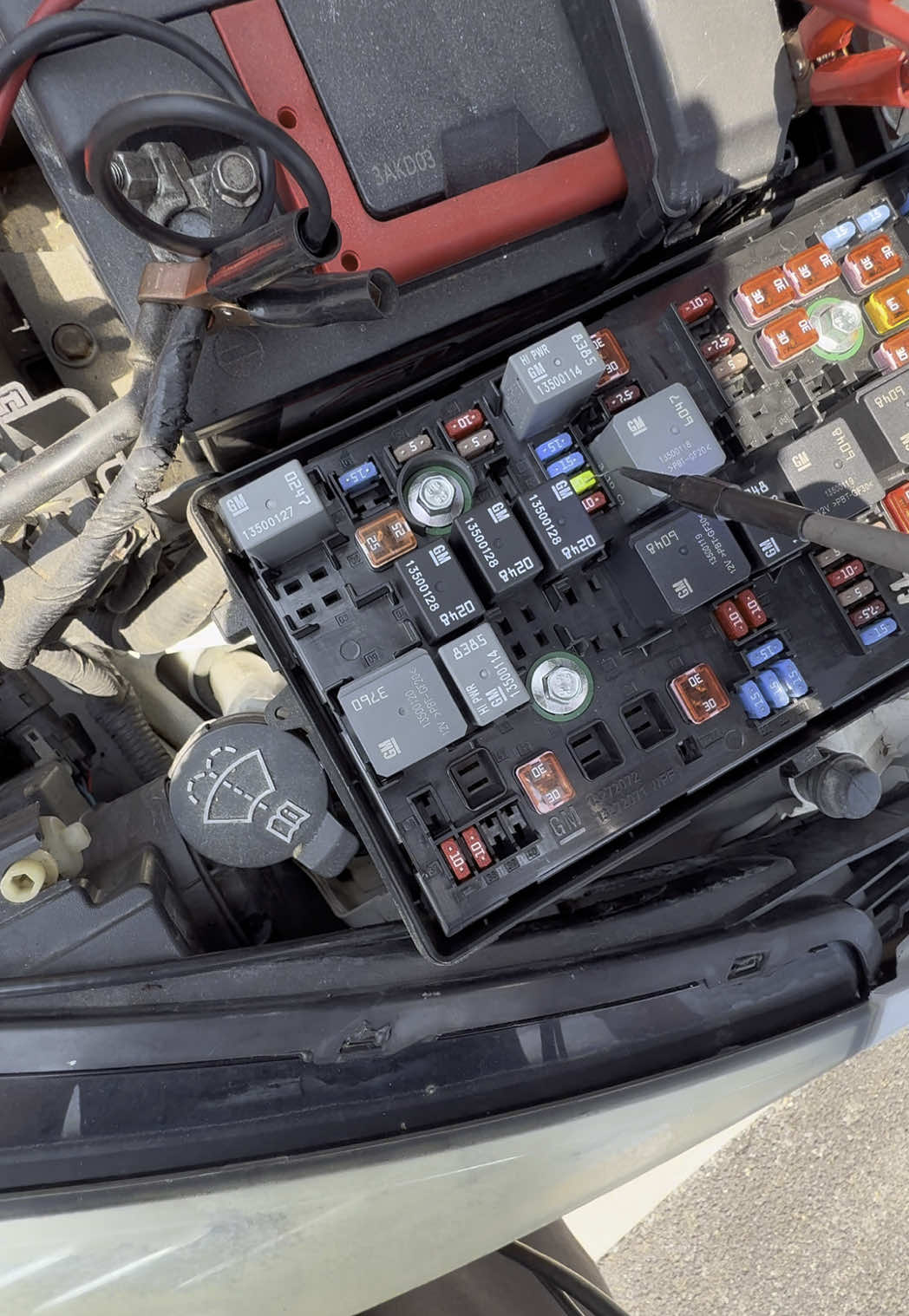 Dtc criteria is critical to look up at all times! #chevy #electrical #fusebox #short #mobilediagnostics