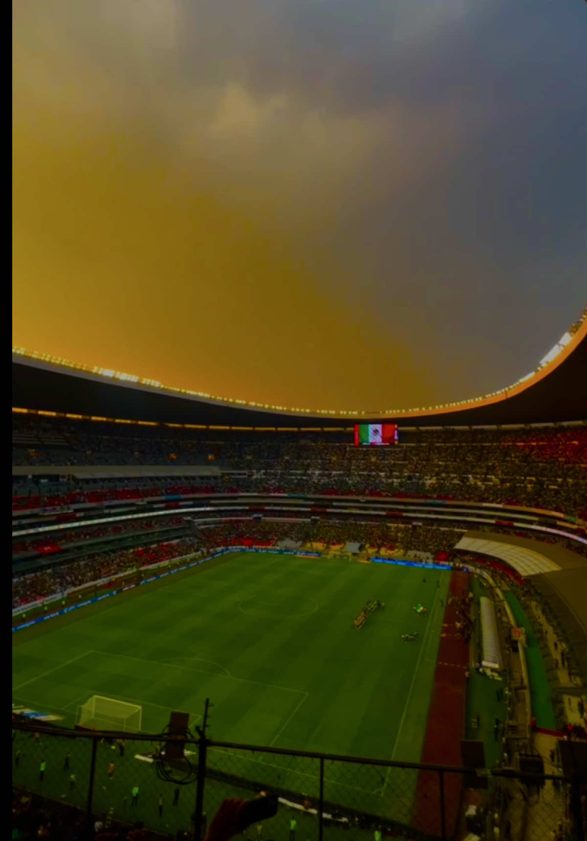 Es junio 2026 ⚽️  #futbolvibes #futbolarte #blokecore #footballisart #thebeautifulgame #futbolestilo #soccerlife #futbolculture #estheticfootball #futbolinspiracion #footballpassion #reelfutbol #futbolmoda #footballreels #passionforfootball #clubamerica #clubamérica #america #futbol #fútbol #football #ligamx #filmmaking futbol football club América América estadio azteca #clubamerica🦅💛💙  estadio azteca #fifa #fifaworldcup #worldcup #worldcup2026 #mundial #mundial2026 #mexico #mundial2026🇲🇽🇺🇸🇨🇦 