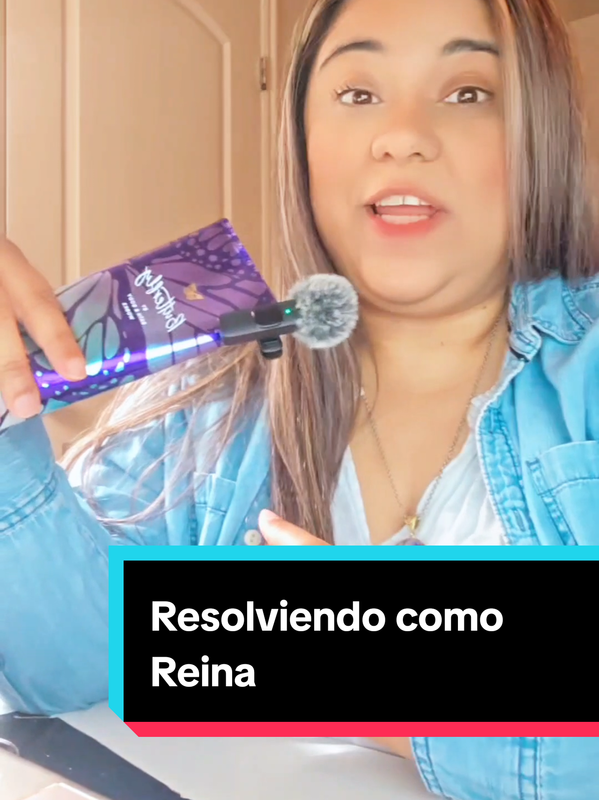 👑 Resuelvo como reina. No porque quiera… sino porque me toca. Porque alguien tiene que tomar el control (y con estilo, obvio). Ser la fuerte, la que piensa, la que actúa… aunque por dentro también esté cansada. Pero bueno, ¡una reina nunca se rinde! 💅 #ResuelvoComoReina #MujerFuerte #VidaReal #SiempreYo #queenvibes👑 