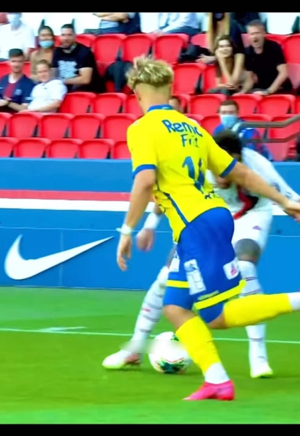 Legends of the Football World #football #soccerking #sportlegacy #kingoffootball #goat 