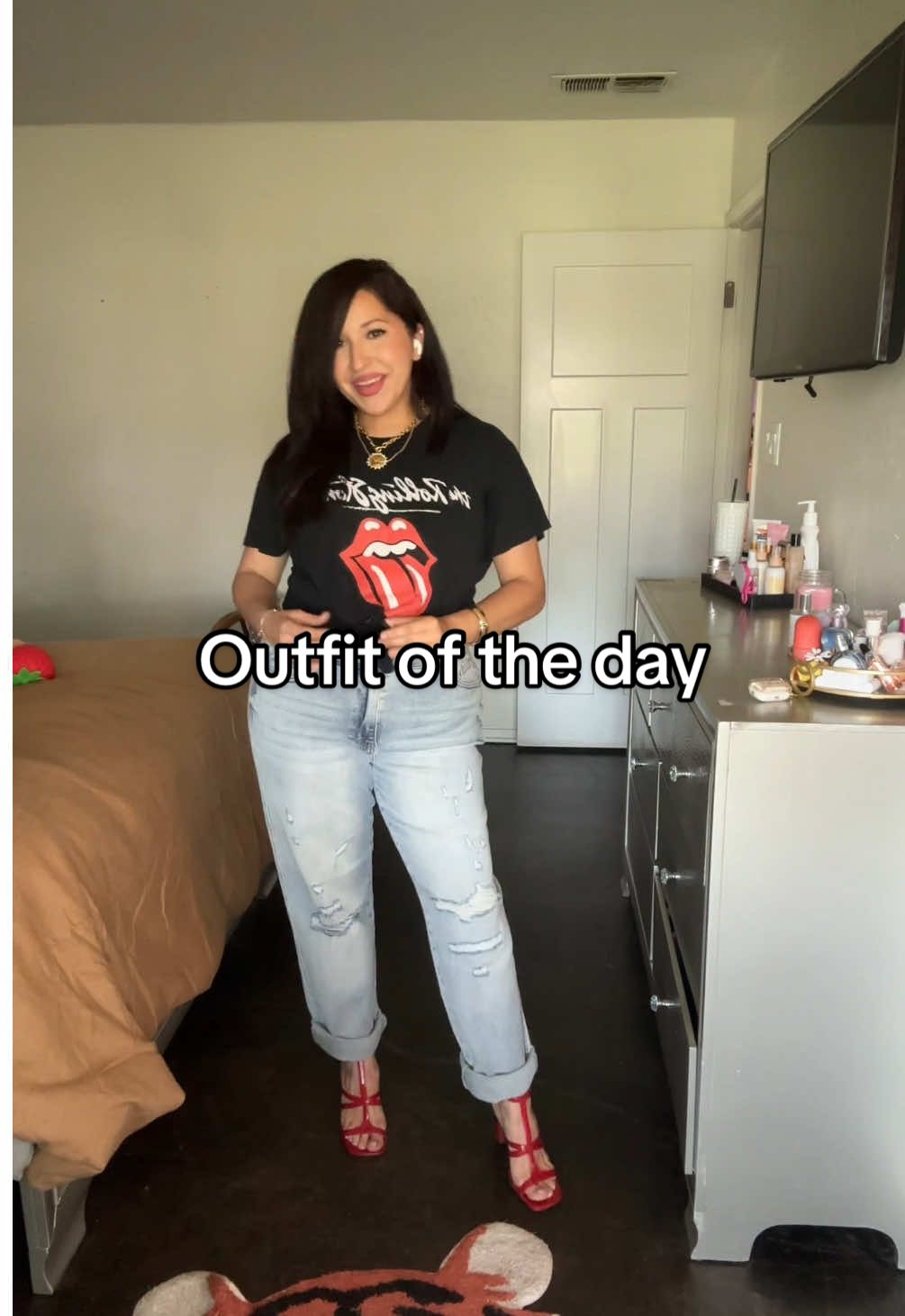 Outfit of the day 💓💓 #outfitoftheday #keepshowingup #outfitcheck 