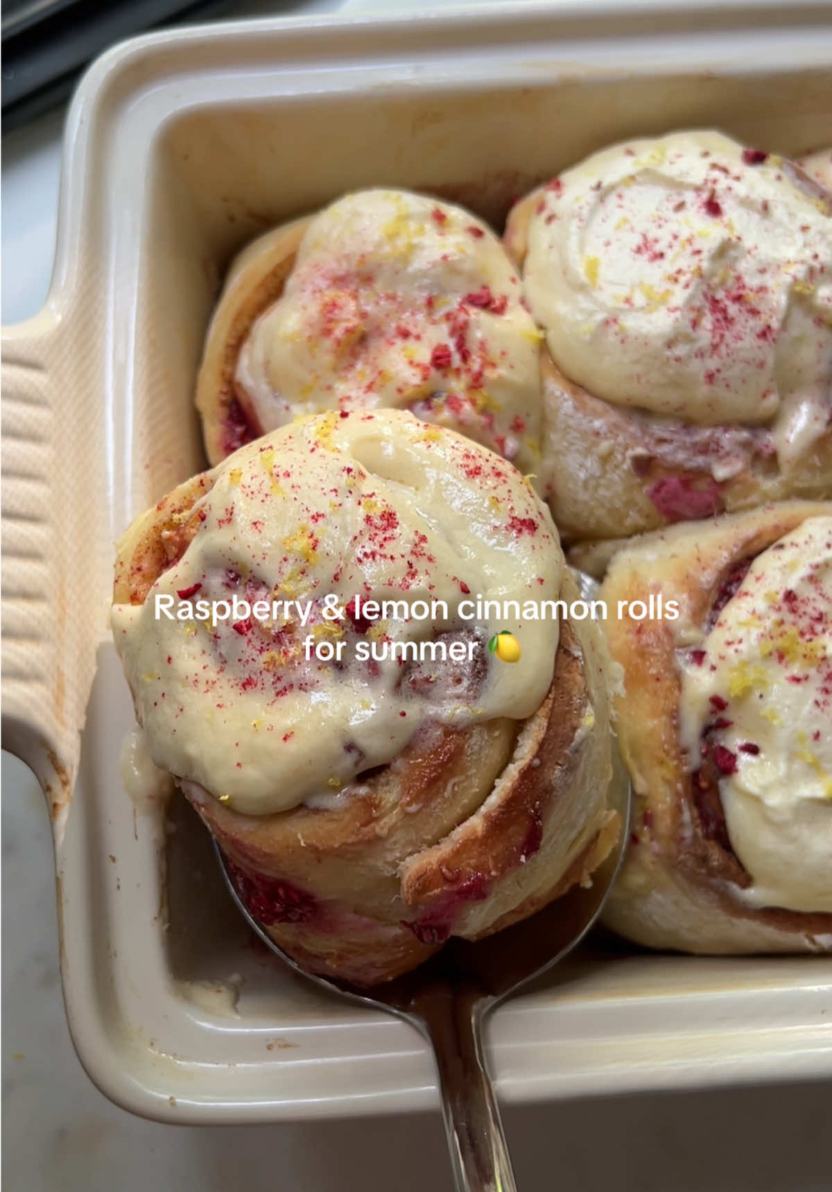 Gluten free! The good kind of fruity dessert — my new favorite recipe 🍋 #cinnamonrolls #glutenfree #fruitydessert #raspberrycinnamonrolls #raspberrydessert #seasonaldessert #lemoncinnamonrolls #lemon #aesthetic #pinterestaesthetic #bostontiktok #foodinfluencer #kerrygoldbutter 