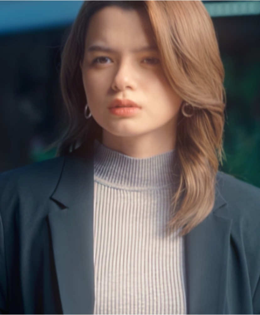 women in suits? i'm in #beckyarmstrong #beckyarmstrongedit #mon #monedit #gaptheseries #gaptheseriesedit #theloyalpin #uranus2324 #wlw #gl #edit #viral #fy #fyp  