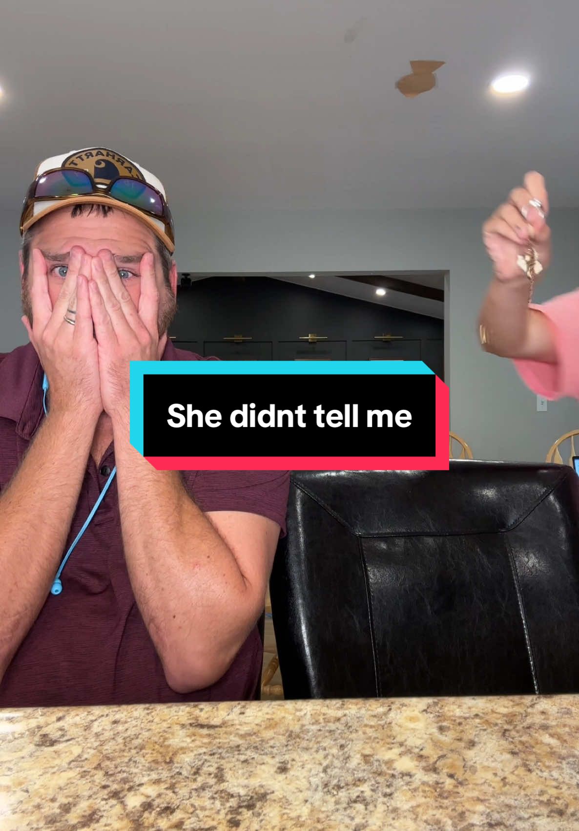 @Sarah Kraffty probably did the right thing by not telling me sooner #fypシ゚viral #vacation #foryoupage #fypシ #foryoupageofficiall #beach #couple #comedy #relatable #trip #husbandwife #fypage #humor #couplecomedy #vacations 