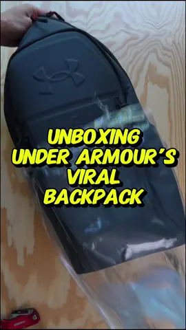 UA No Weight Backpack - unboxing 📦 • Under Armour just came out with a backpack that’s supposed make things feel a bit lighter.  It has Suspension Straps that “help balance the weight and absorb shock as you move”  I’m curious to test this one out! • Out Now @Under Armour US  $140 USD • • • #noweighbackpack #underarmour #unboxingvideo #cchungy