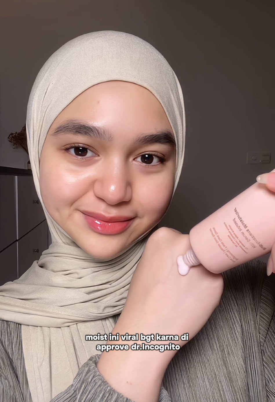 ga heran sih banyak yg suka sama moist glowies😍