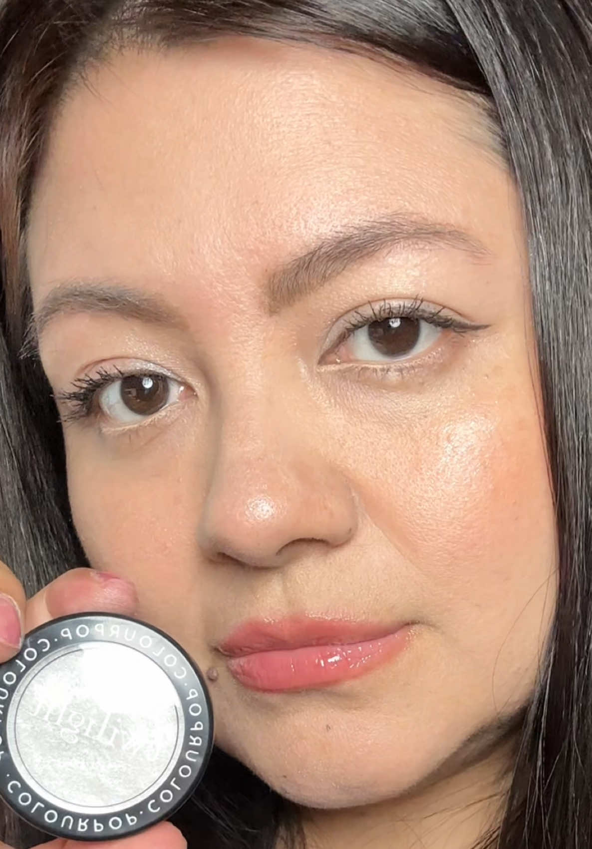 Hello beautiful @ColourPop Cosmetics twilight collab super shock highlighter shade vampire skin #twighlighttiktok #highlighters #supershockhighlighter #colourpophighlighter #highlighterswatch 