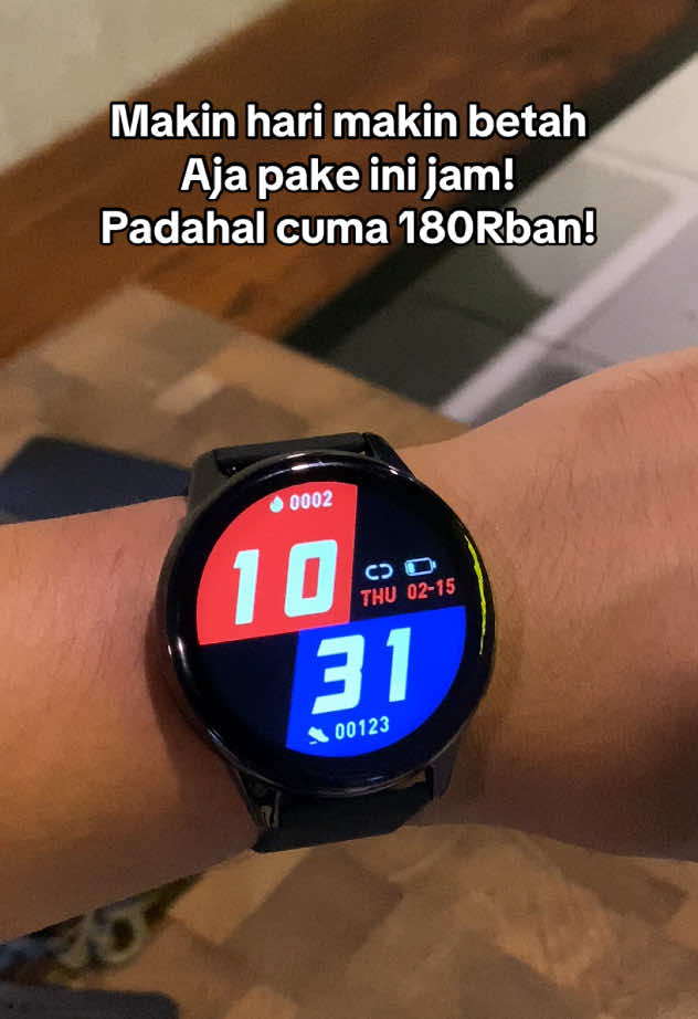 Alasan gua betah pake ini jam? Yah karena cakep aja di tangan! #Guncang66SpesialGajian #guncang66 #wibgajian 