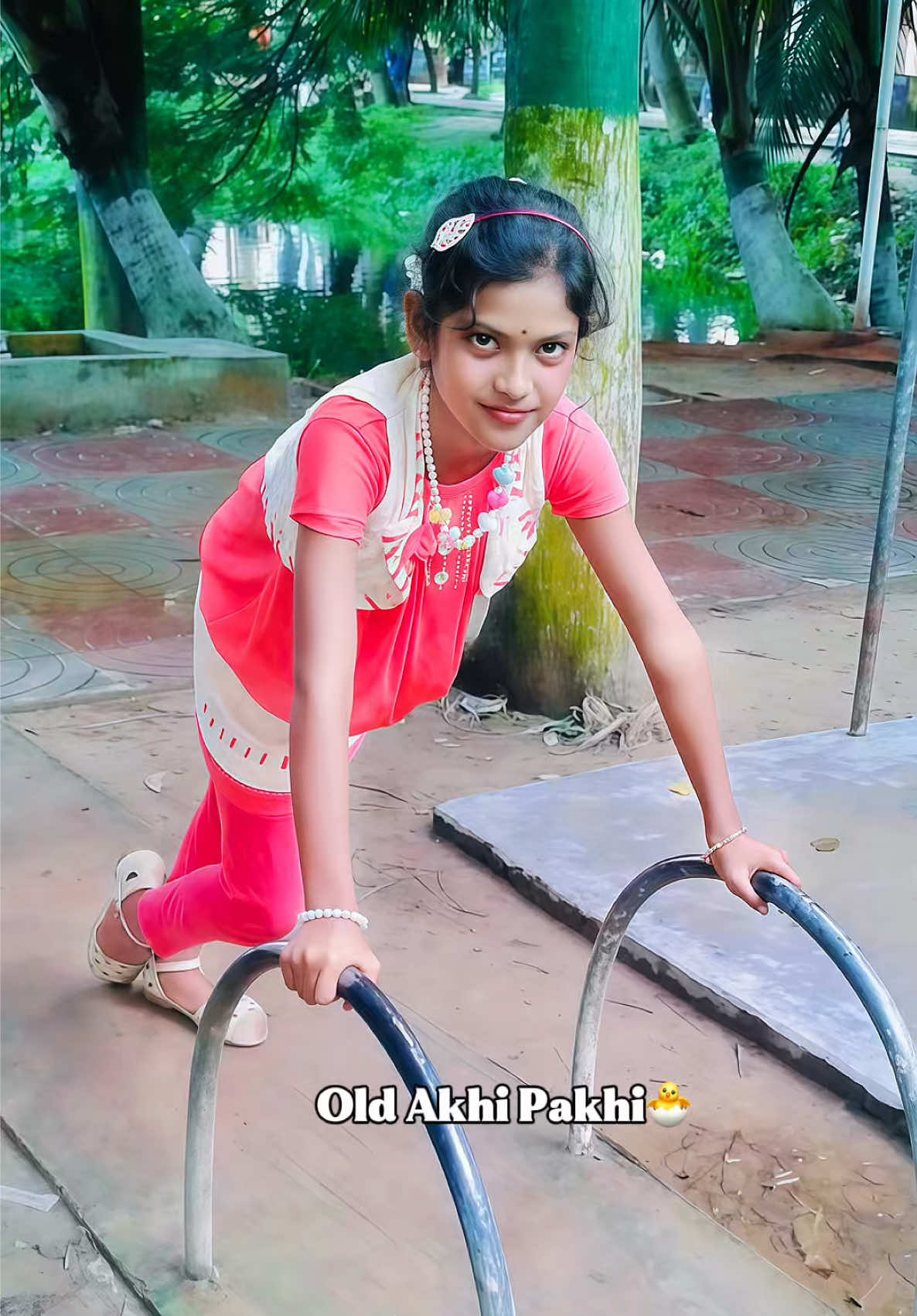 Old is gold ✨#Brahmanbaria #Akhipakhi #akhipakhivlog #akhiafa #akhipakhireels #akhipakhiofficial #bangladeshigirl #song 