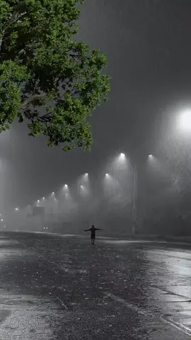 “Mưa rơi không ngớt, như lòng người chẳng thể nguôi quên một nỗi buồn cũ…”