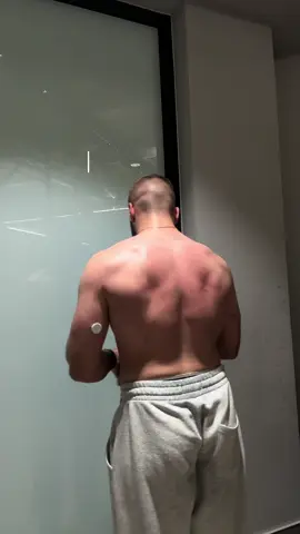 Day 2 of the PHUL program: Upper A - strength  #gym #Push #pull #GymTok #for #you #foryou #lifting #trainingsplit #sciencetok #back #chest #shoulders #arms 