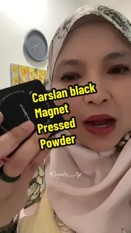 Magnet soft focus powder ni tujuan utama dia nk buat muka kita matte n tak berminyak,then make ul kita akan stay n tak crack dan paling best,make ul kita kalau kena air pon tak badai ok..sangat sangat tahan lama make up kita leoas pakai powder ni #rinzakyshare #carslan #carslanmy #carslanpowder #powdercake #makeup #beauty #makeuptutorials #fyp 