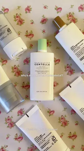 no i’m not gatekeeping this sun milk from @skin1004philippines 😼 #sunscreen #koreanskincare #kskincare #spf #SKIN1004 