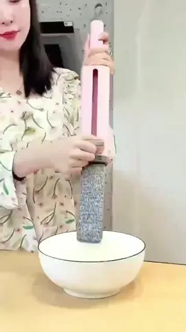 Mop Desktop Mini Portable Self-Squeeze Mop dengan Operasi Satu Butang untuk Ruang Kecil Mudah Dibersihkan Mop Pegang Tangan Pembersih Lantai Kompak untuk Pejabat Rumah Penggunaan Mudah #mop #fyp #cleaning #kemas #rumah #house #Home #living #surirumah #lantai #wipe