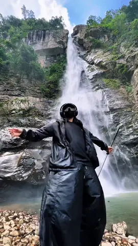 Một ngày khám phá thác háng đề chơ.                                                                           #xuhuong #viral #foryou #xuhuongtiktok #trecking #thác #hanhphuc 