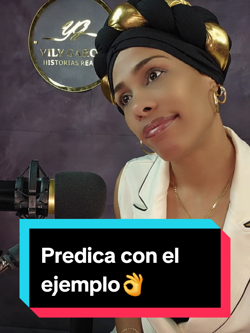 @Amy Chez Honrar a dios es predicar con el ejemplo👌 #religion #iglesia #hipocritas #religiones 