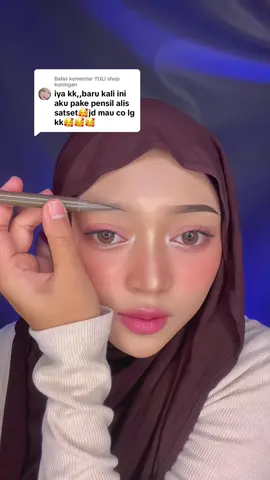 Membalas @YULI shop kuningan Ujungnya Runcing Bikin Alis Jadi Satset 😻 #eyebrows #eyebrow #eyebrowpen 