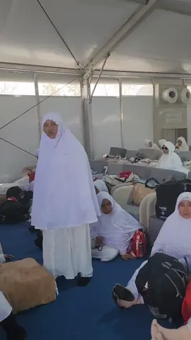 TENDA ARAFAH,JAMAAH HAJI KOTA CILEGON KLOTER 44 JKG  #MCDC #haji2025 #armuzna #puncakhaji #makkahmadinah🕋 