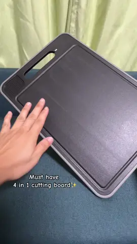 4in1 cutting board. Must have✨#fyp #foryou #foryoupage #hightlight #cuttingboard #choppingboard #tiktokmademebuyit #tiktokmademebuythis #shoppinghaul #defrosting #kitchenmusthaves #kitchengadgets 
