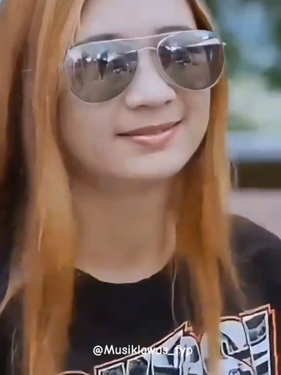 Wulan Merindu (1998)  Cici Paramida.  Cover : Dewi ayu Ft Bajol Ndanu Youtube : Bajol Ndanu management.  #wulanmerindu #ciciparamida #lagumelayu #dewiayu #bajolndanu #fypage #foryou #foryourpages #fyp #koplotiktok