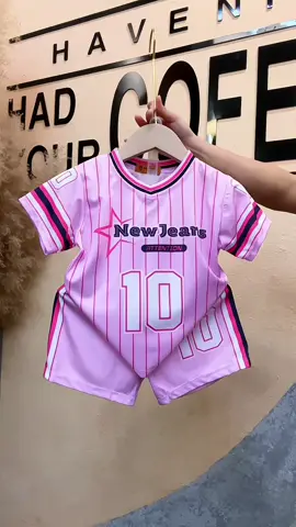 Combo 4 bộ thể thao cho bé gái hot hit đây rồi mẹ ơi. Nhanh săn đang được trợ giá nha #thoitrangtreem #shopmevabe #thoitrangchobe #quanaotreem #quanaochobe #quanaobexinh #xuhuong #videoviral #tiktokviral #trending #combo4bobegai 