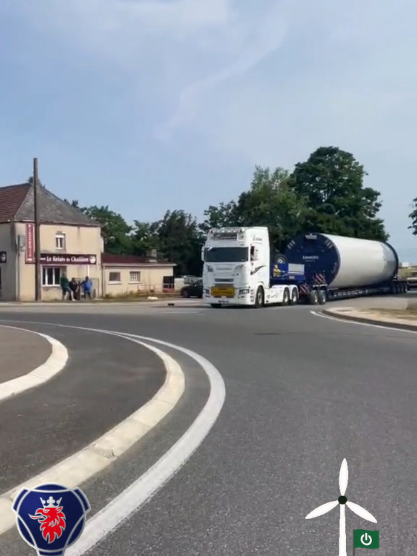 #convoiexceptionel #stex #2 #pou #v8 @Julien vp stex #2 @Loys Herquier #truckspotter 
