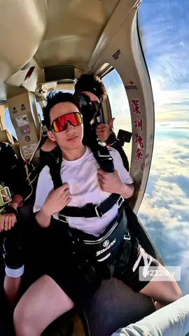 #222sky #tandemskydive #skydiving #adventure #sports #travel #shenzhen 