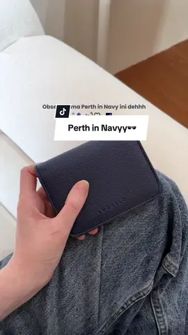 Cool banget gasi Perth in Navy inii🕶️ #fyp #dompetwanita #rekomendasidompet #dompetmuatbanyak #dompetlipat 