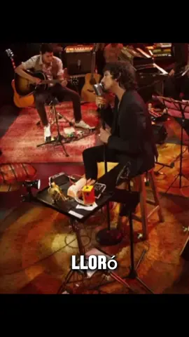 La canción más triste de Zoé… y casi nadie sabe por qué 	#L#LabiosRotos#Z#Zoé#H#HistoriaDetrás#C#CanciónConHistoria#N#NarraciónTriste#T#TristePeroHermosa#C#CancionesQueDuellen#M#MTVUnplugged#D#DolorEnLetra#T#TikTokLatino#S#StorytimeReal#P#PoesíaEnDolor#C#CanciónQueMarca#AmoEstaCanción