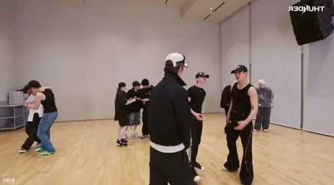 SEVENTEEN - 'THUNDER' Dance Practice [MIRRORED] #SEVENTEEN #THUNDER #THUNDER_Dance