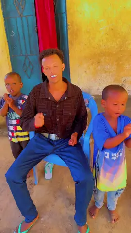 Qamarkiyo cadceda ❤️🫶#ogadenigirl🇬🇲🇸🇴🇸🇴💖 #jubbaland💚💙🤍 #galmudugnimo💙🤍💚 #somalilandtiktok💚🤍❤ #ogadeniaboy🇬🇲 #makahilnimo🇬🇲💉♥️ #ogadeniaboy🇬🇲 