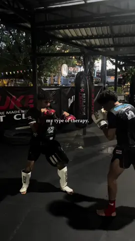 #fyp #muaythai #k1 #thailand #padwork #relatable #therapy 