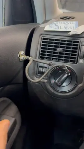 #mechanic #technology #tegnologia #automotive #auto #dasauto #automechanic #teknoloji #teknologi #volkswagen #carlights#audi 