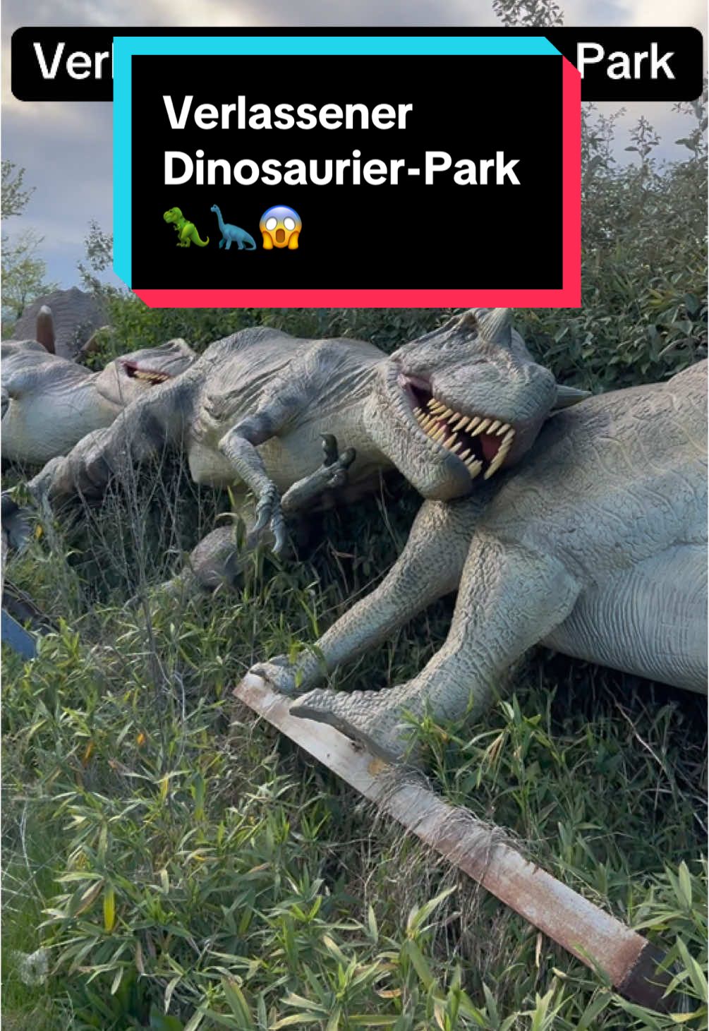 Verlassener Dinosaurier-Park  🦖🦕😱 #freizeitpark #freizeit #dino #dinosaur #dinosaurier #park #urbex #urbexgermany #verlassen #verlasseneorte #verlasseneortedeutschland #deutschland #deutsch #fd #fds #lost #losthistorie #köln #deutsch 