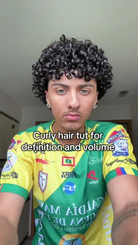 Code “CROWN” for 10% off the brush #fyp #isaiahcurls #isaiahmyles #curlyhair #basedbodyworks #perfectcurls #hairtut 