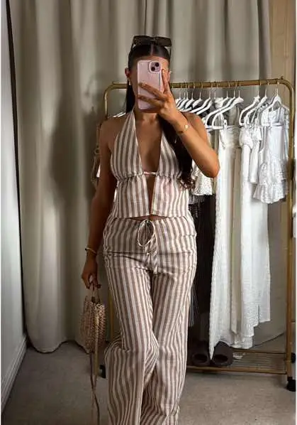 @prettylittlething #prettylittlething #plt #plthaul #holidayoutfit 