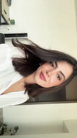 con camisa me siento secretaria jajaja