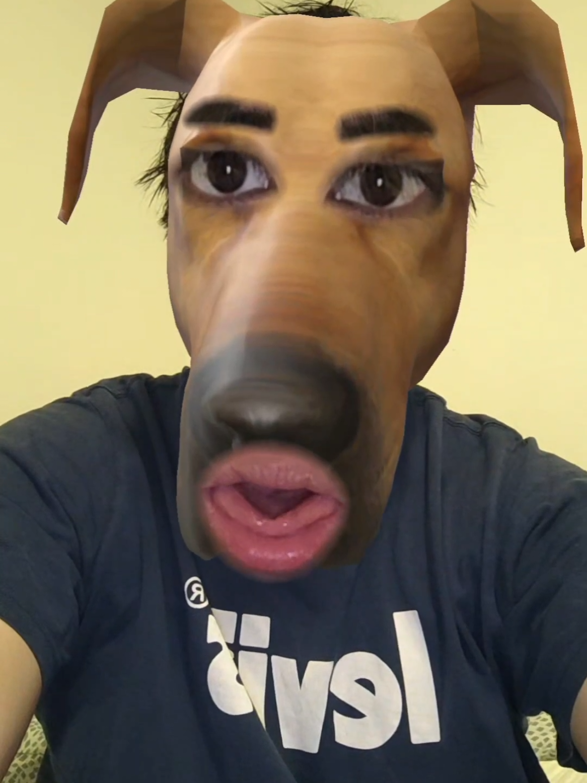 Cuando ves estados cringe de WhatsApp #humor #comedia #whatsappstatus #aletzar #videoviral 