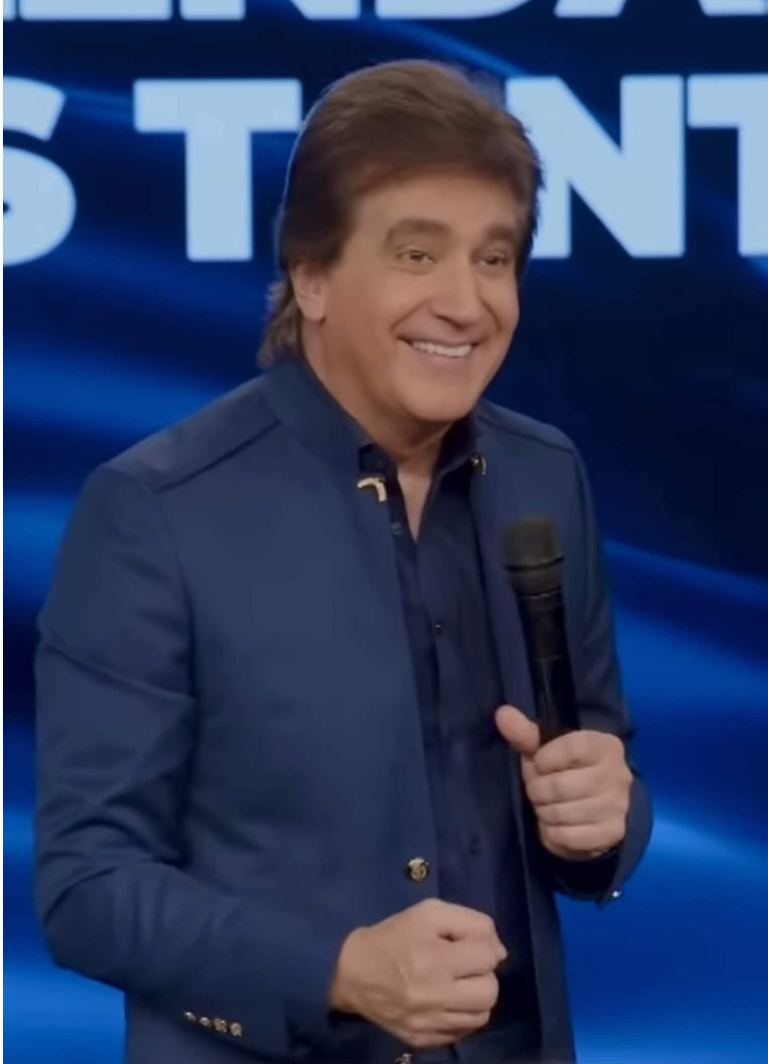 No puedes Anhelar un futuro nuevo, si te aferras al pasado… #DanteGebel #MensajeCristiano #PalabraDeDios #ReflexiónCristiana #FeEnDios #CristianoTikTok #DiosHabla #FrasesCristianas #AmorDeDios #JesúsVive #DiosTeAma #CristianosHoy #EsperanzaCristiana #DiosEsBueno #PalabraQueTransforma #LuzEnLaOscuridad #HablaSeñor #ClipsDeFe #CristianosTiktokers #1MinutoDeFe #PalabraEn60Segundos #ViralCristiano