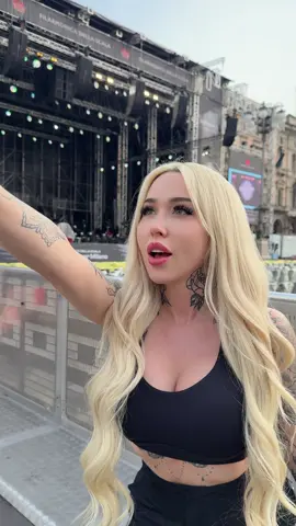 Regardez ce que j’ai trouvé à Milan en Italie 😭😂💖