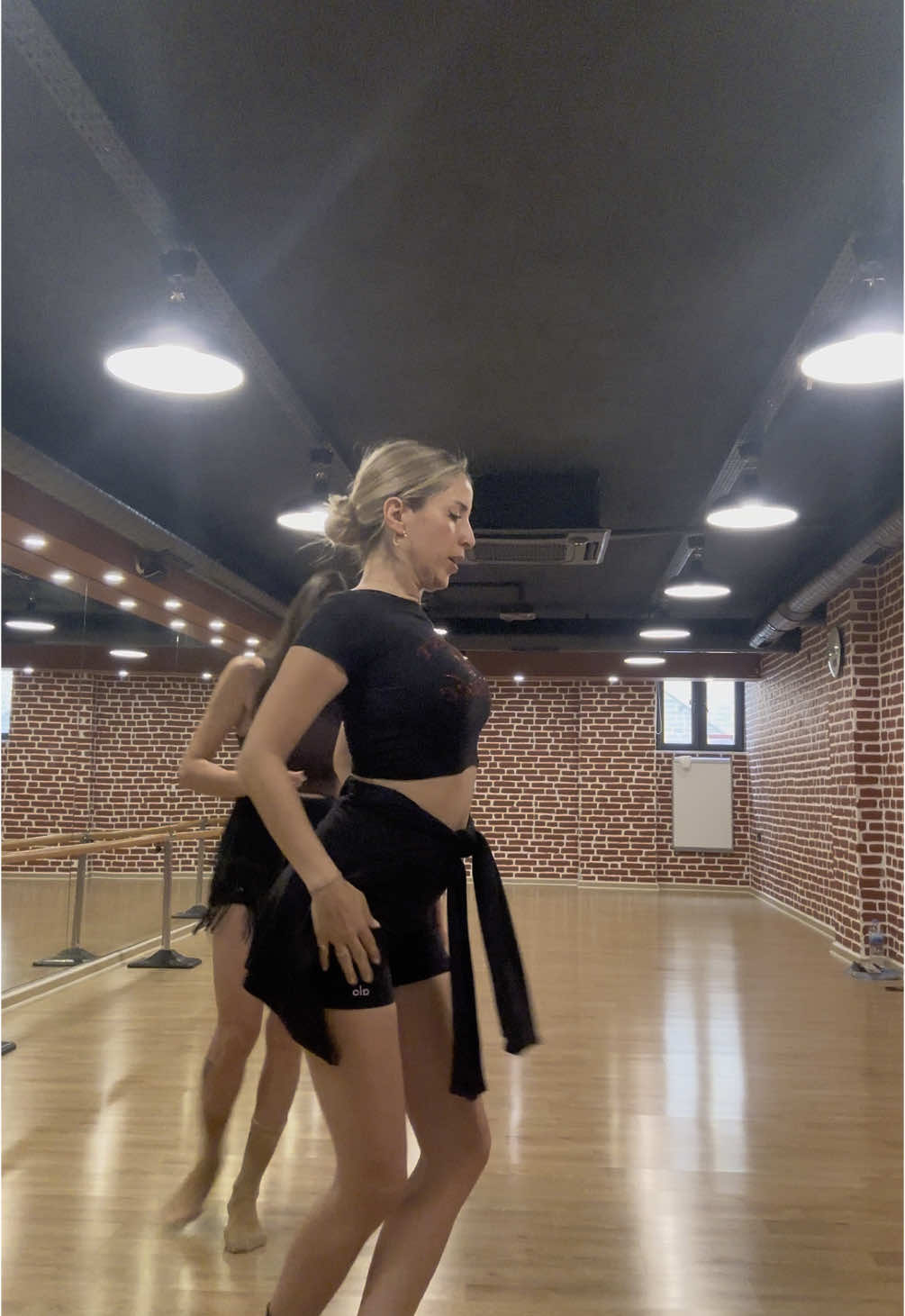 #ballroomdance #ballroomlatindance #samba #dance #dancer #choreography #tiktokviral #tiktokviralvideos #tiktokvideo 