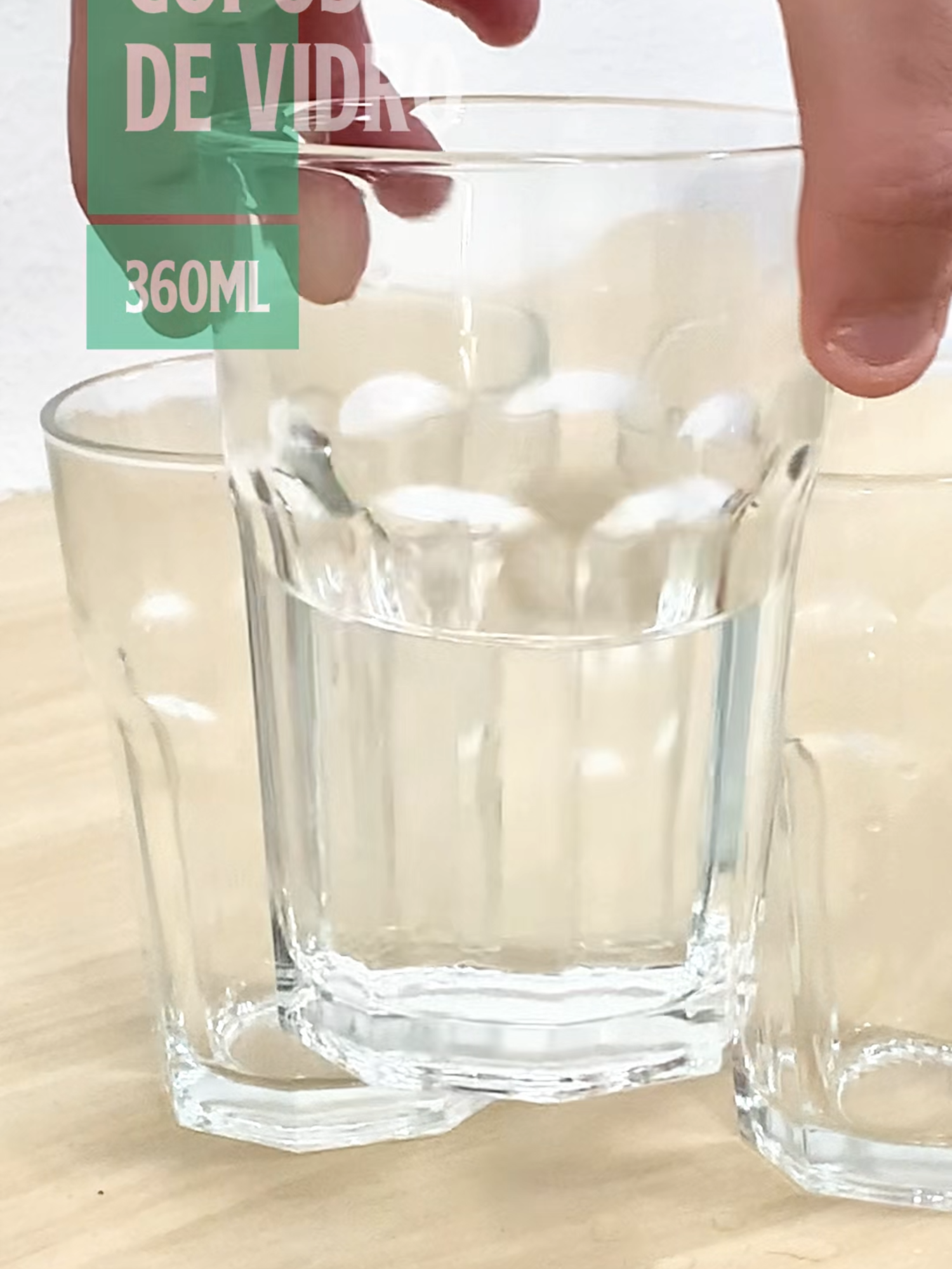 🥃 O Copo PERFEITO para Todos os Momentos – Resistente, Sofisticado e Atemporal! Você está procurando o copo ideal para o dia a dia ou para impressionar nas ocasiões especiais? 💥 Este modelo combina design sofisticado, vidro grosso de alta qualidade e resistência para durar muito mais. 📦 Entre em contato pelo link da bio! 👇 Comenta o que você achou desse copo !!! #copo #suco #bebidas #drinks #cozinha #organizacao #suconatural #refrigerante