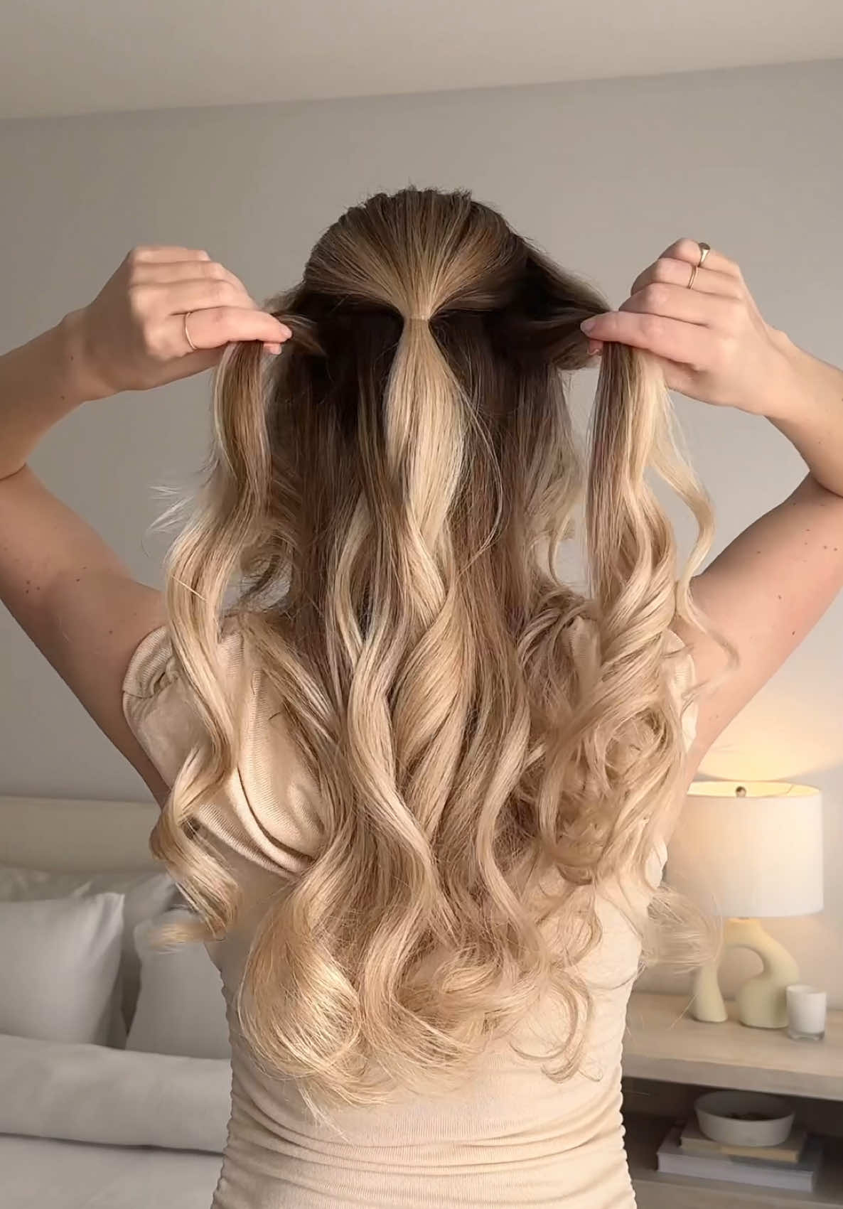 Easy half up half down hairstyle❤️ A favourite of mine this time of year #halfup #halfuphalfdownhairstyle #halfuphalfdown #hairtutorial #easyhairstyle  