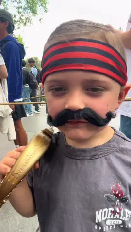 He is ready to fight the pirates !!