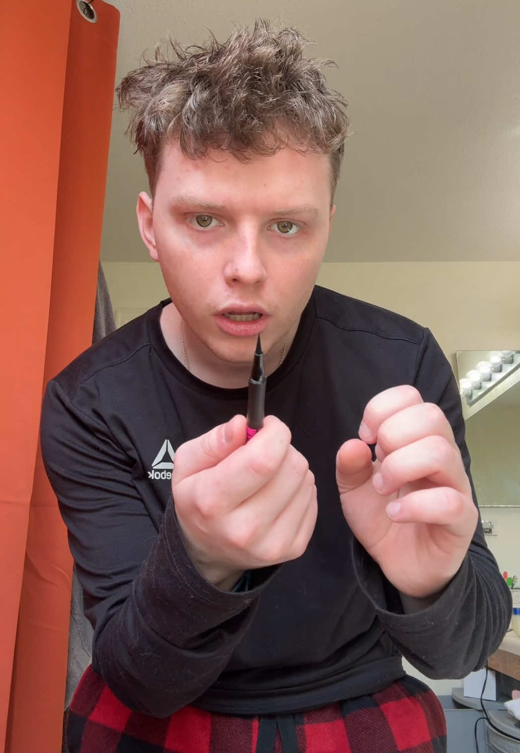 Doing your makeup ASMR | LOFI ASMR To sleep 😴 #asmr #lofiasmr #makeup #makeupasmr #asmrsounds #asmrvideo #asmrtapping #asmrroleplay #funnyasmr 