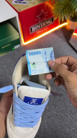 harga sepatu ini cuma di 50k nambah dikit #sepatugemuk #rekomendasi #wibgajian #sepatumurah #sneakers #sepatucasual #OOTD 