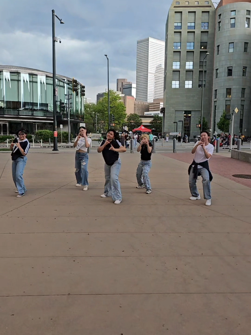 what's your #LoveLanguage ? 💕 @TOMORROW X TOGETHER  #txt #kpopinpublic #dance #stelledancecrew 